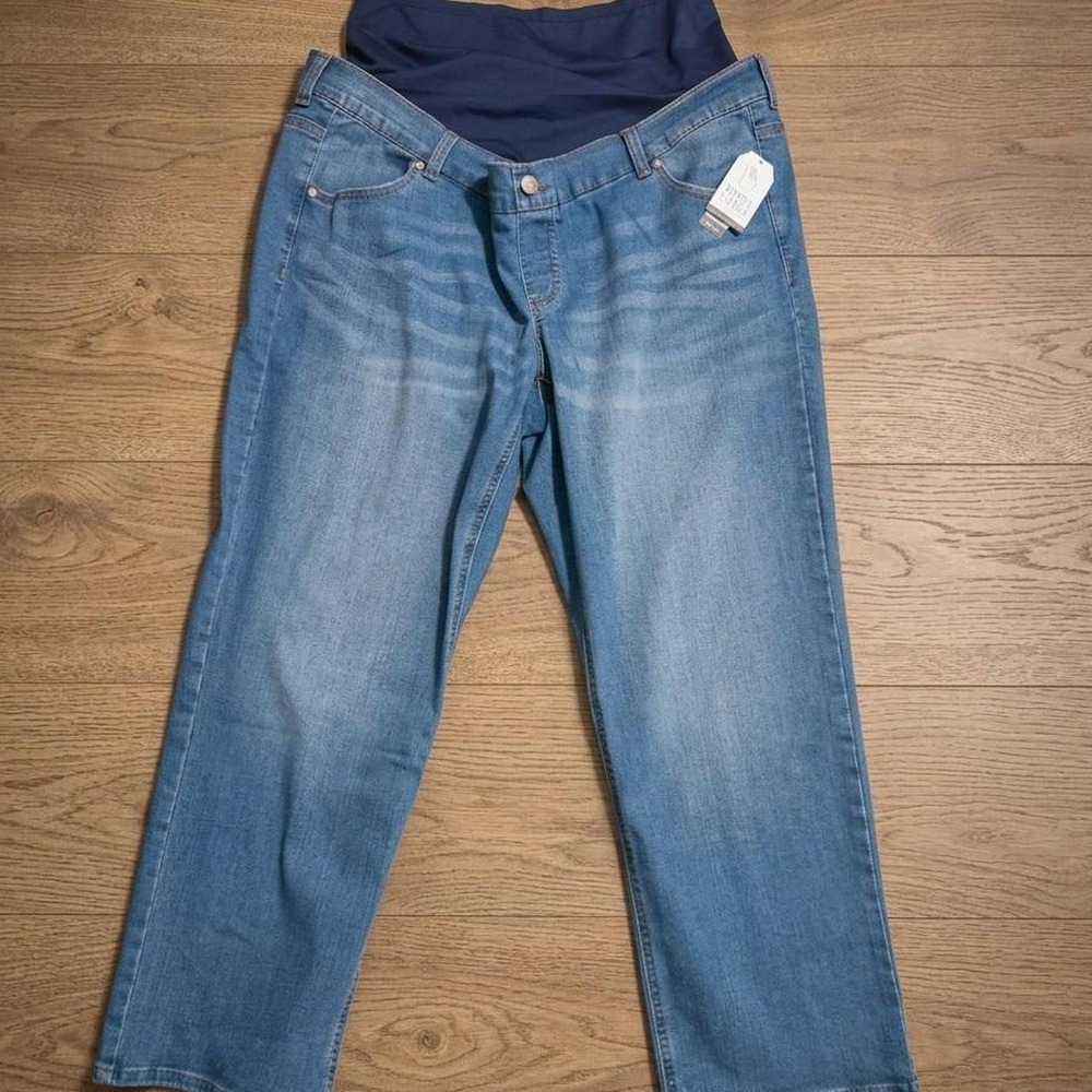 Time and Tru Womens Maternity XL 16-18 Straight Leg Jeans Light Wash Belly Band